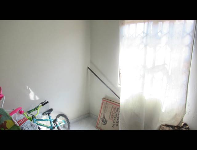 3 BEDROOM FREEHOLD FOR SALE IN WINDMILL PARK